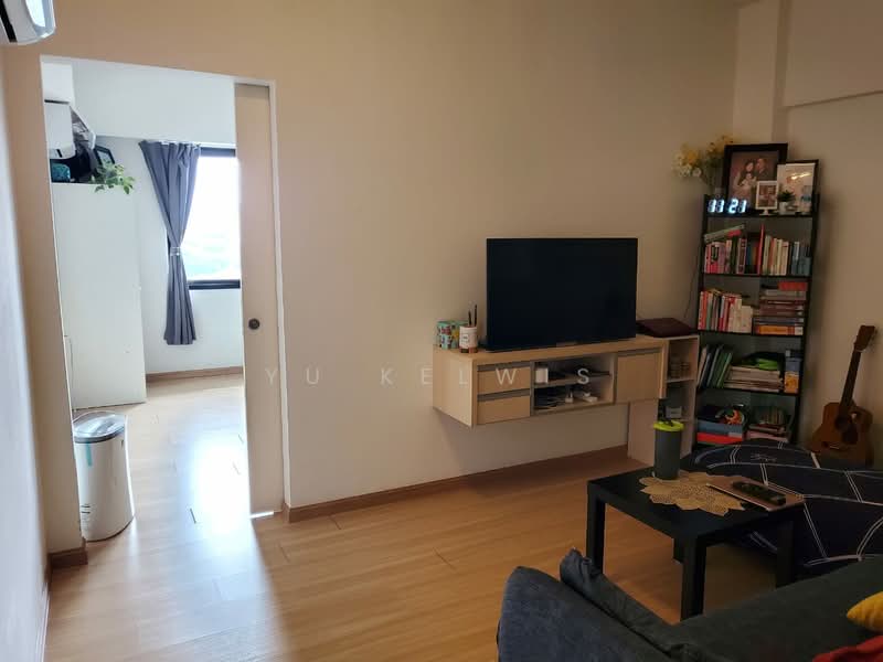 Servis Apartment untuk Disewa di Avenue D'Vogue - Yu Kelwis - Living Room - PropertyGuru.com.my