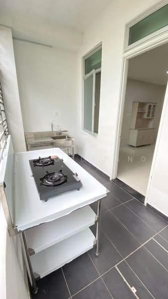 Rumah Teres 2 Tingkat untuk Disewa di Taman Mount Austin (Tebrau) - Edmond Tang - Kitchen - PropertyGuru.com.my