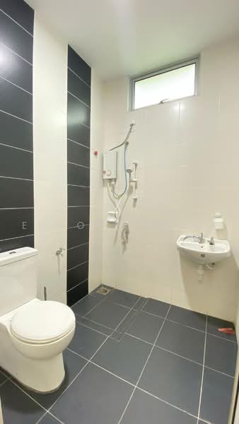 Rumah Teres 2 Tingkat untuk Disewa di Taman Mount Austin (Tebrau) - Edmond Tang - Bathroom - PropertyGuru.com.my