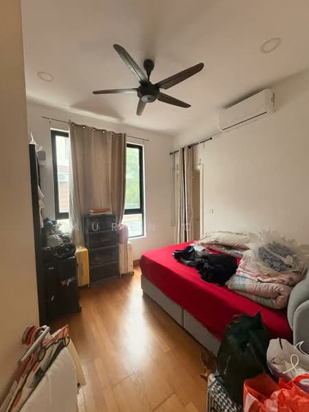 Rumah Berkembar untuk Dijual di Taman Iskandar (Johor Bahru) - Lauren Chai - Bedroom - PropertyGuru.com.my