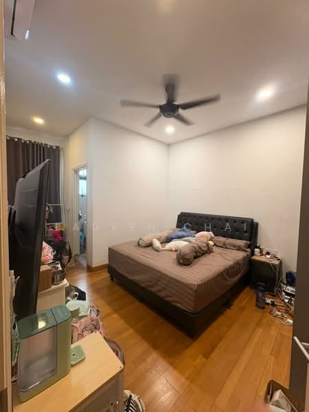 Rumah Berkembar untuk Dijual di Taman Iskandar (Johor Bahru) - Lauren Chai - Bedroom - PropertyGuru.com.my
