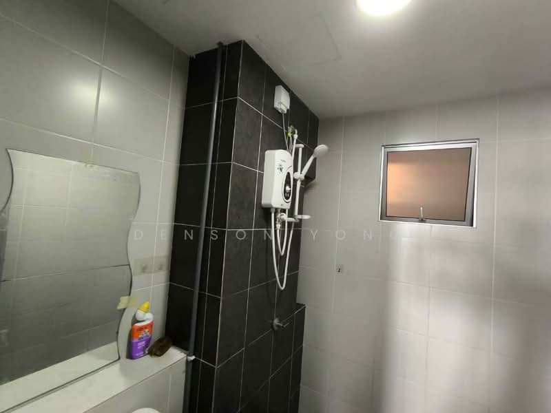 Apartment for Rent at D'Cerrum Apartment - Denson Yong - Bathroom - PropertyGuru.com.my