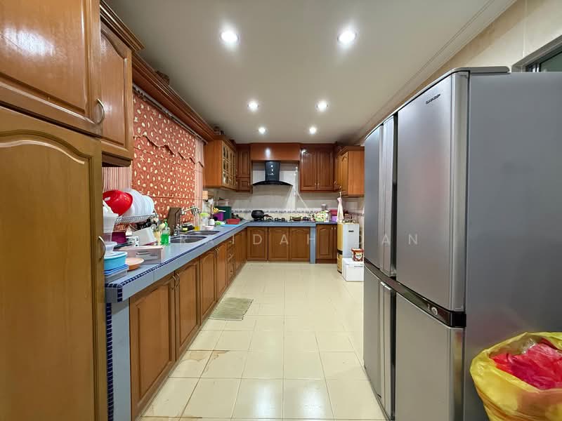 Rumah Teres 2 Tingkat untuk Dijual di Saujana Impian (Kajang) - Zuraidah Dan - Kitchen - PropertyGuru.com.my