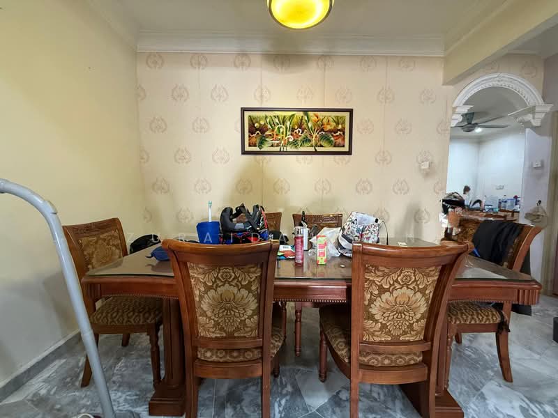 Rumah Teres 2 Tingkat untuk Dijual di Saujana Impian (Kajang) - Zuraidah Dan - Dining Room - PropertyGuru.com.my