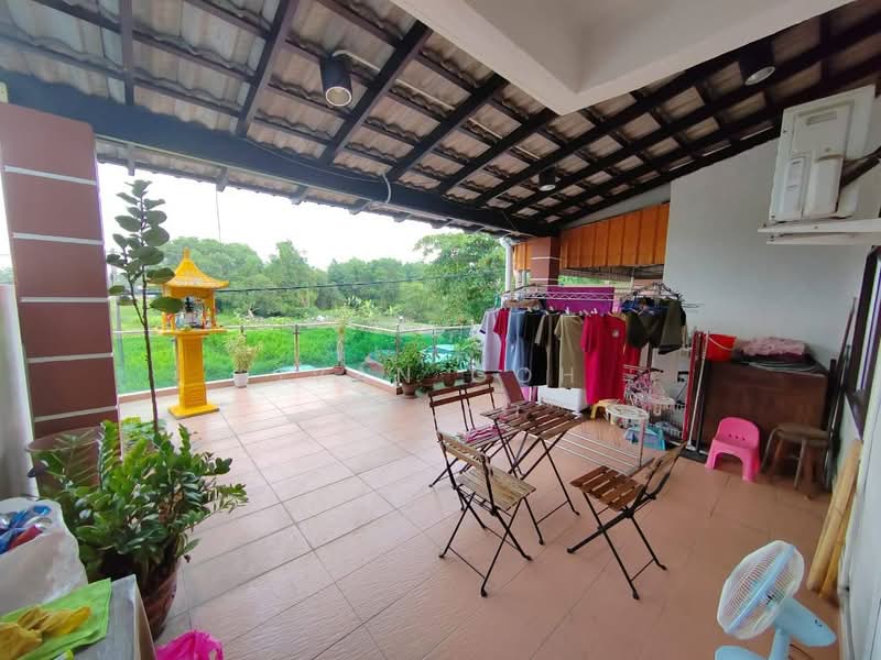 Rumah Teres 3 Tingkat untuk Dijual di Taman Seri Wangsa (Batu Berendam) - Ivan Goh - Balcony - PropertyGuru.com.my