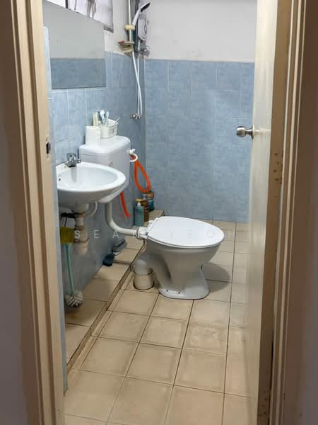 Apartment for Sale at Sri Selera Court Apartment - Sean Yeoh - Bathroom - PropertyGuru.com.my