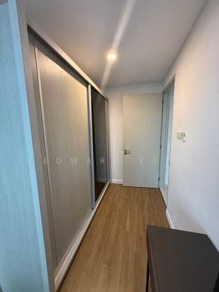 Condominium for Sale at Vivo Residential Suites - Edward Yap - Corridor - PropertyGuru.com.my