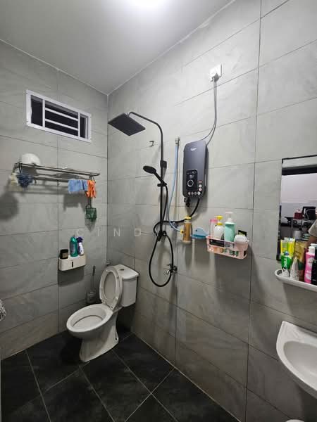 Rumah Teres 1 Tingkat untuk Dijual di Taman Sri Skudai (Skudai) - Cindy Lim - Bathroom - PropertyGuru.com.my