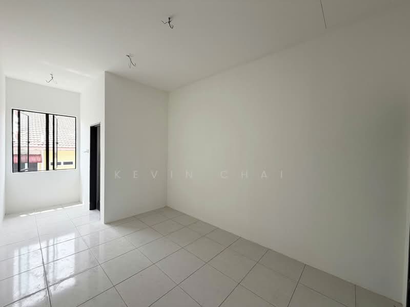 2-storey Terraced House for Sale in Kampar (Perak) - Kevin Chai - Bedroom - PropertyGuru.com.my