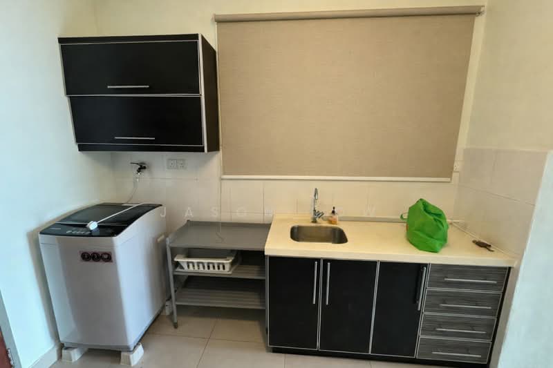 Servis Apartment untuk Disewa di Ritze Perdana 2 - Jason Low - Kitchen - PropertyGuru.com.my