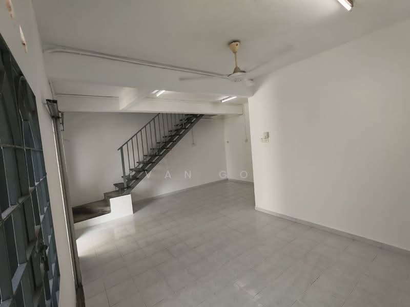 Rumah Teres 2 Tingkat untuk Dijual di Bukit Beruang (Bukit Baru) - Ivan Goh - Interior - PropertyGuru.com.my