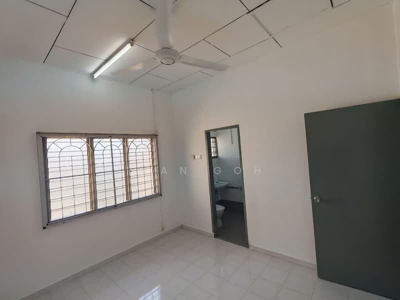 Rumah Teres 2 Tingkat untuk Dijual di Bukit Beruang (Bukit Baru) - Ivan Goh - Interior - PropertyGuru.com.my