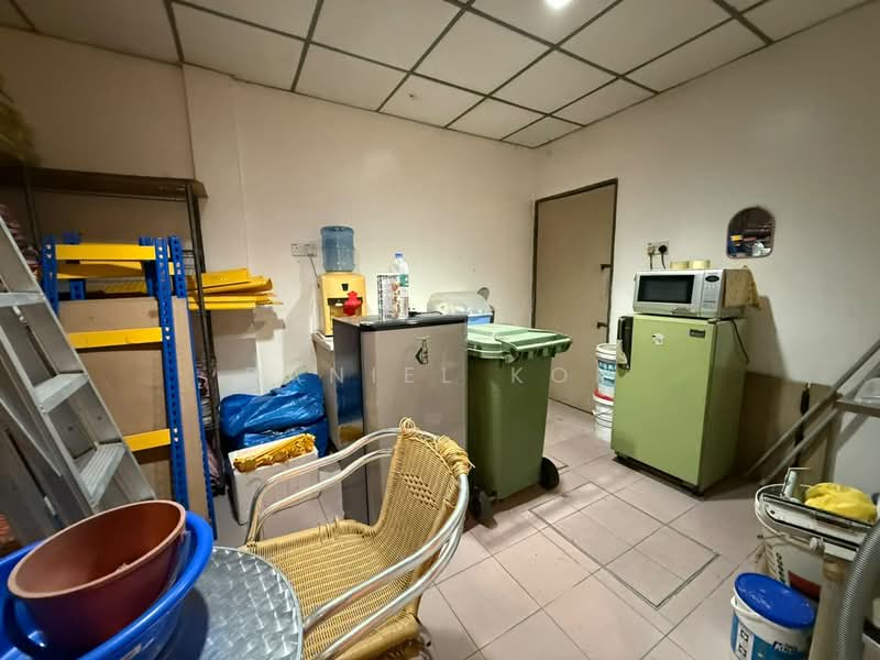 Shop for Rent in Kawasan 18, Taman Haji Ismail (Kapar) - Daniel Kok - Interior - PropertyGuru.com.my
