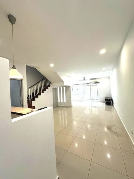 Terraced House for Sale in Bandar Bukit Puchong (Puchong) - Tan Bee Choo - Living Room - PropertyGuru.com.my