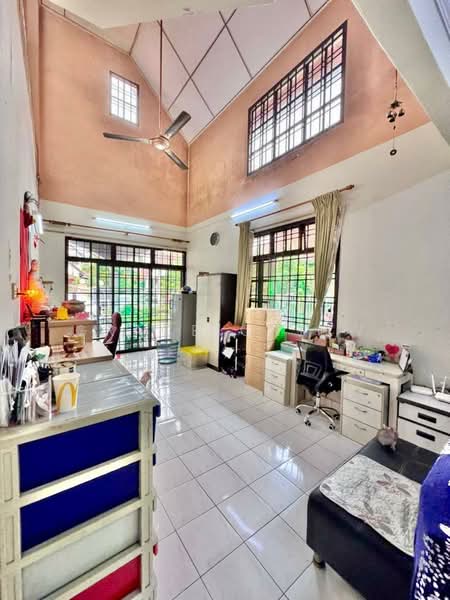 1.5-storey Terraced House for Sale in Ulu Tiram (Johor) - Grace Chiew - Living Room - PropertyGuru.com.my