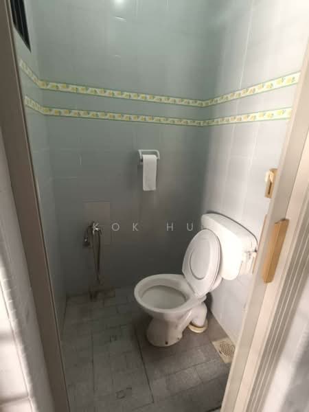 2-storey Terraced House for Sale in Taman Desa Cemerlang (Ulu Tiram) - Kok Hui - Bathroom - PropertyGuru.com.my