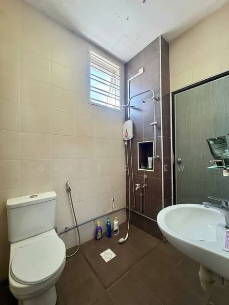 2-storey Terraced House for Sale in Ulu Tiram (Johor) - Grace Chiew - Bathroom - PropertyGuru.com.my