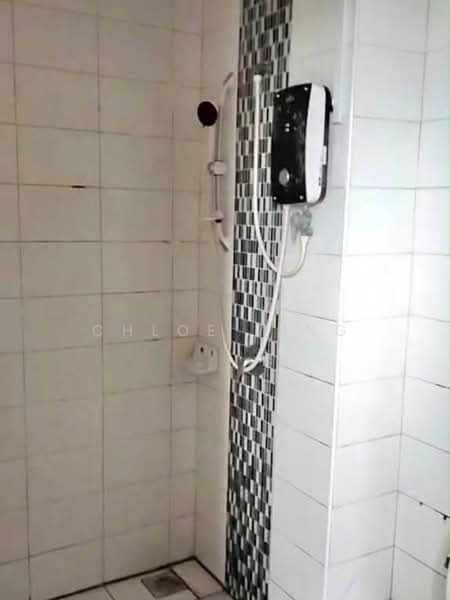 Kediaman Servis untuk Dijual di Greenfield Regency - Chloe Ying - Bathroom - PropertyGuru.com.my