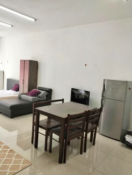 Kediaman Servis untuk Dijual di Greenfield Regency - Chloe Ying - Interior - PropertyGuru.com.my