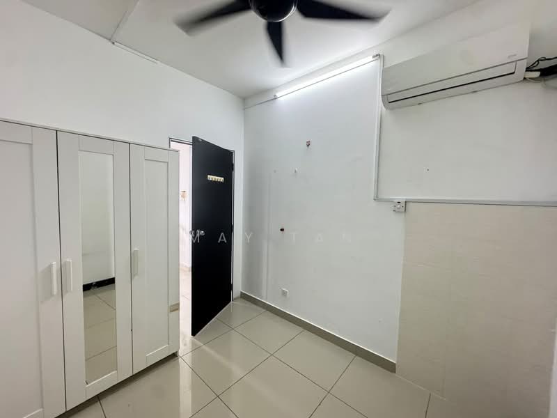 Service Residence for Rent at Platinum Lake PV 21 - May Tan - Bedroom - PropertyGuru.com.my