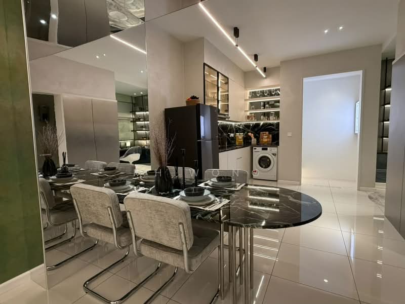 Servis Apartment untuk Dijual di M Aurora - MH Wong - Dining Room - PropertyGuru.com.my