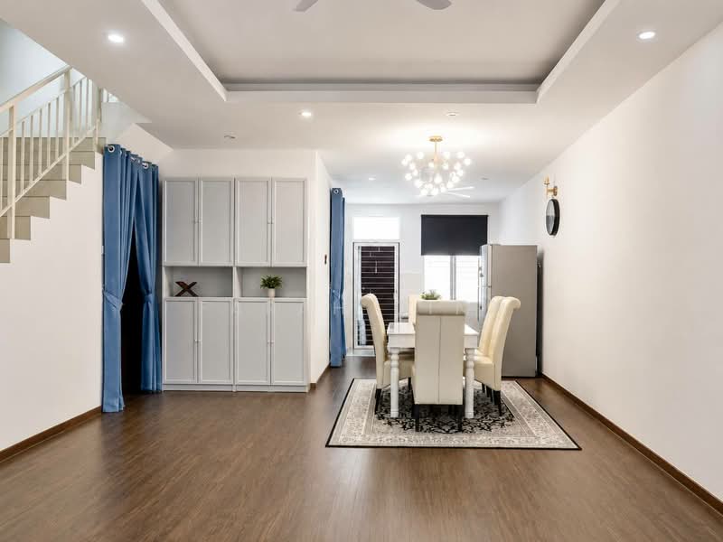 Rumah Teres 2 Tingkat untuk Dijual di Kuala Selangor (Selangor) - Farah Dina - Dining Room - PropertyGuru.com.my