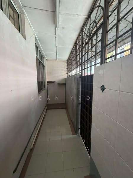 Rumah Teres 2-Tingkat untuk Dijual di Taman Seri Orkid (Skudai) - Sean Yeoh - Corridor - PropertyGuru.com.my