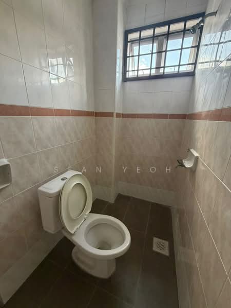 Rumah Teres 2-Tingkat untuk Dijual di Taman Seri Orkid (Skudai) - Sean Yeoh - Bathroom - PropertyGuru.com.my