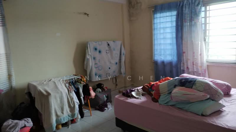 Apartment for Sale at Anggerik Villa 2 - Kenny Chen - Bedroom - PropertyGuru.com.my