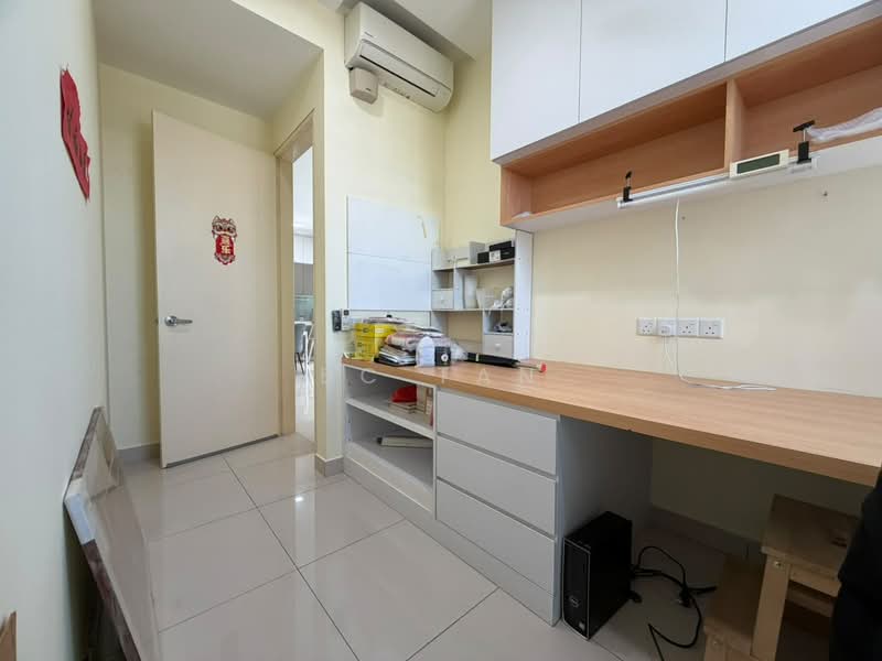 Service Residence for Sale at Fortune Centra - BC TAN - Study - PropertyGuru.com.my
