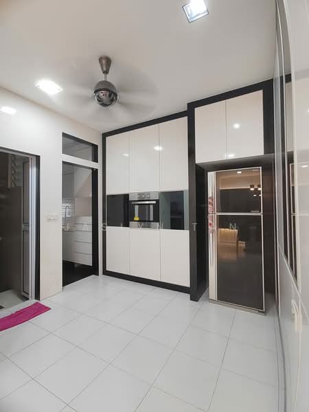 Rumah Teres 2 Tingkat untuk Disewa di Taman Setia Indah (Tebrau) - Jaslyn Tan - Kitchen - PropertyGuru.com.my