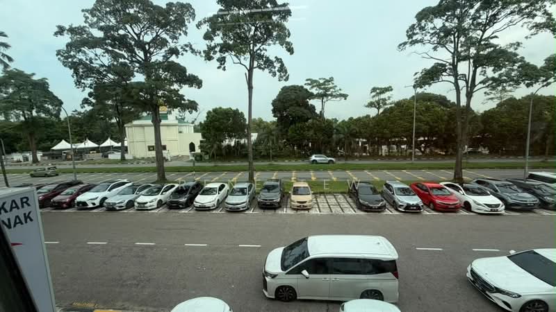 Shop / Office for Rent in Taman Molek (Johor Bahru) - Rene Tew - PropertyGuru.com.my