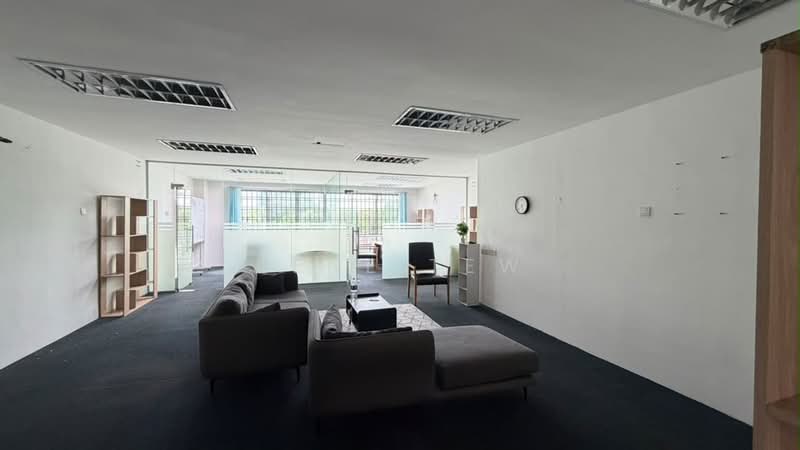 Shop / Office for Rent in Taman Molek (Johor Bahru) - Rene Tew - PropertyGuru.com.my