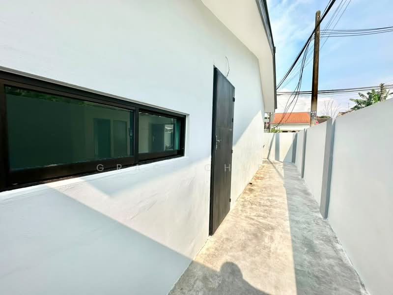 Rumah Teres 1 Tingkat untuk Dijual di Taman Kulai (Kulai) - Grace Chiew - Exterior - PropertyGuru.com.my