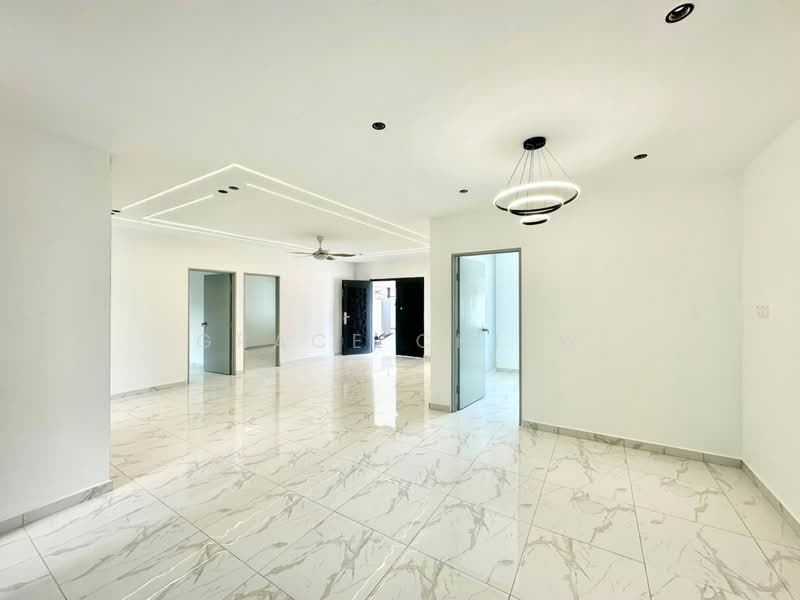 Rumah Teres 1 Tingkat untuk Dijual di Taman Kulai (Kulai) - Grace Chiew - Living Room - PropertyGuru.com.my