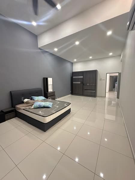 2-storey Terraced House for Rent in Taman Sutera Utama (Skudai) - Edmond Tang - Bedroom - PropertyGuru.com.my