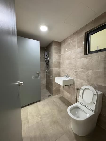 Service Residence for Sale at M Arisa - KS Chia - Bathroom - PropertyGuru.com.my
