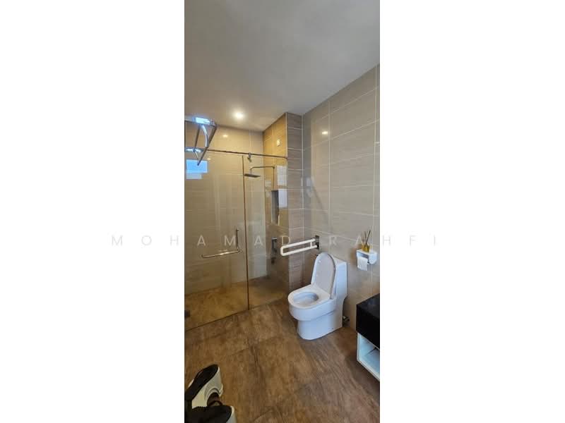 Semi-Detached House for Sale in Taman Nusa Idaman (Iskandar Puteri (Nusajaya)) - Mohamad Rahfi - Bathroom - PropertyGuru.com.my