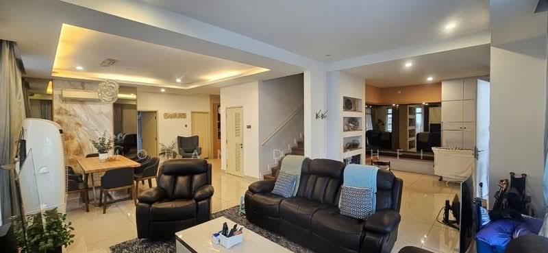 Semi-Detached House for Sale in Taman Nusa Idaman (Iskandar Puteri (Nusajaya)) - Mohamad Rahfi - Living Room - PropertyGuru.com.my