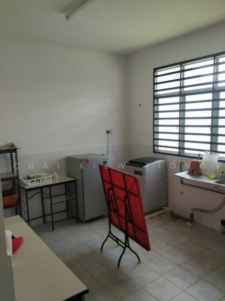 Semi-Detached House for Rent in Gambang (Pahang) - Chai Kiew Tiong - Kitchen - PropertyGuru.com.my