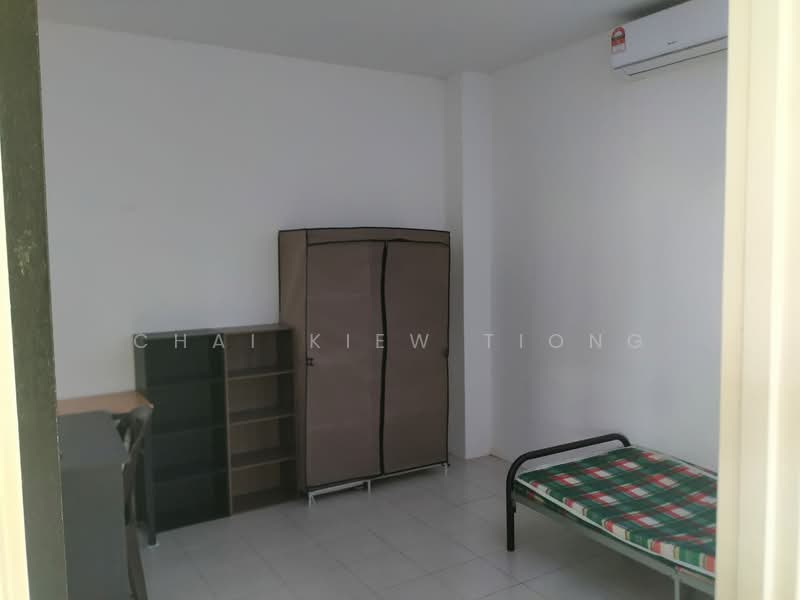 Semi-Detached House for Rent in Gambang (Pahang) - Chai Kiew Tiong - Bedroom - PropertyGuru.com.my