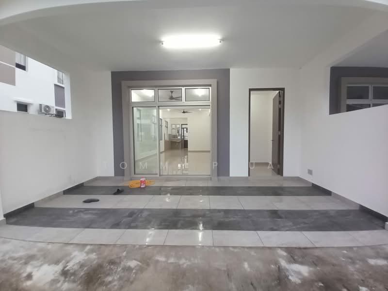 2-storey Terraced House for Rent in Johor Bahru (Johor) - Tommy Phua - Entrance - PropertyGuru.com.my