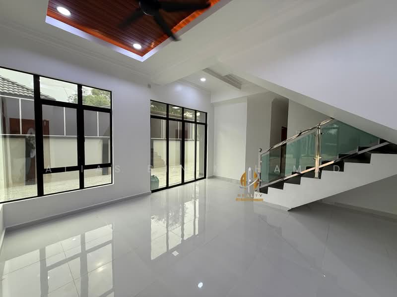 Semi-Detached House for Sale in Kampung Mengabang Telipot 1 (Batu Rakit) - Alias Bin Mohamad - PropertyGuru.com.my