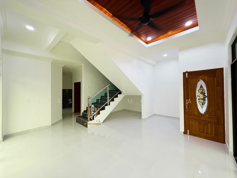 Semi-Detached House for Sale in Kampung Mengabang Telipot 1 (Batu Rakit) - Alias Bin Mohamad - PropertyGuru.com.my