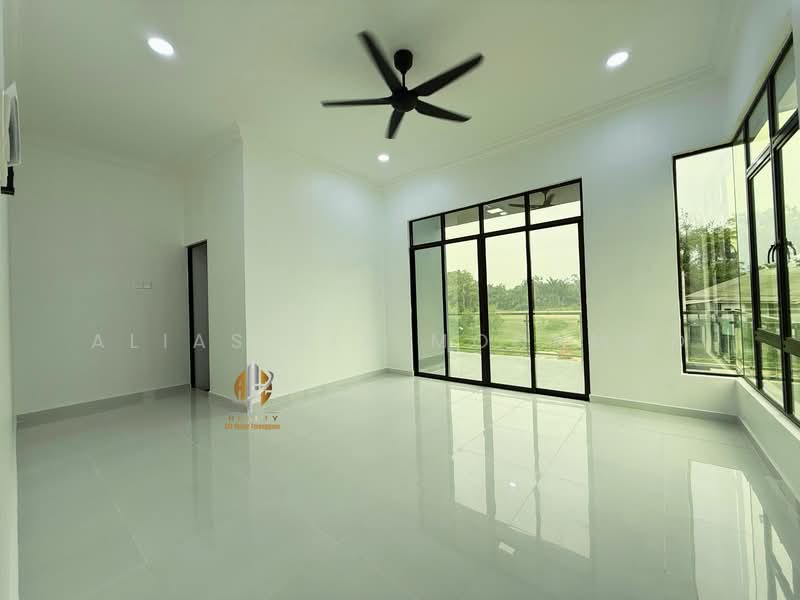 Semi-Detached House for Sale in Kampung Mengabang Telipot 1 (Batu Rakit) - Alias Bin Mohamad - PropertyGuru.com.my