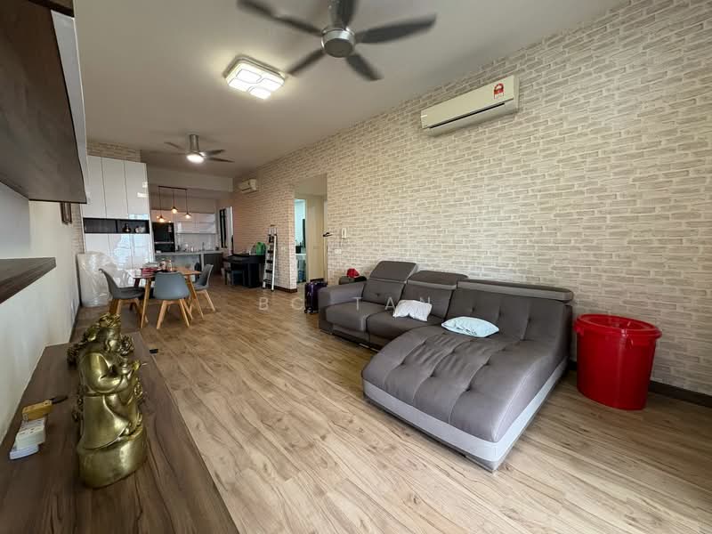 Kondominium untuk Dijual di Dua Menjalara - BC TAN - Living Room - PropertyGuru.com.my
