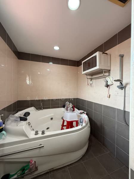 2-storey Terraced House for Sale in Happy Garden (Kuchai Lama) - Samson Lee - Bathroom - PropertyGuru.com.my