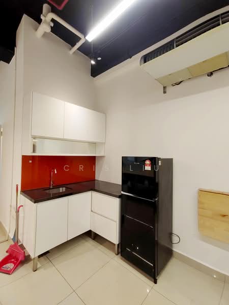 Office for Rent in Petaling Jaya (Selangor) - Cris Liu - Kitchen - PropertyGuru.com.my