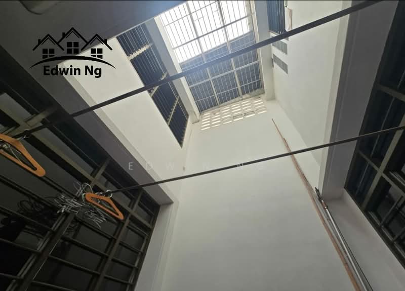 Rumah Berkembar untuk Dijual di Tanjung Bungah (Penang) - Edwin Ng - PropertyGuru.com.my