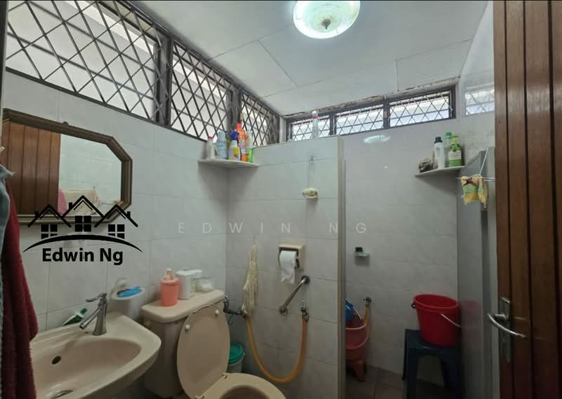 Rumah Berkembar untuk Dijual di Tanjung Bungah (Penang) - Edwin Ng - Bathroom - PropertyGuru.com.my